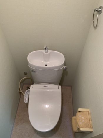 京都市右京区Aマンションにて、トイレの改修工事に伺いました。