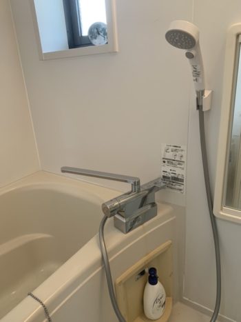京都市山科区Sマンションにて、洗面台・浴室水栓・キッチン排水取替工事に伺いました。